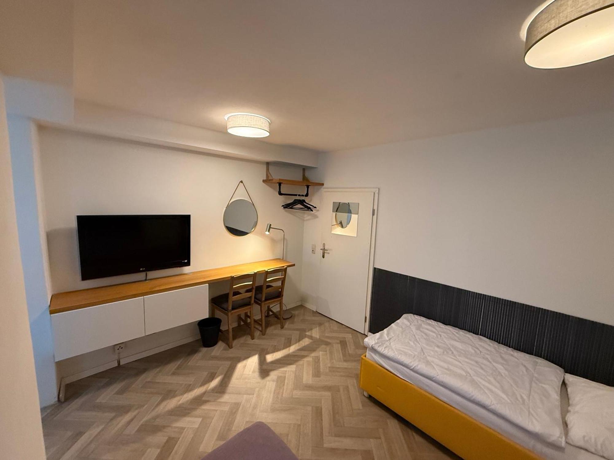 Zentrumsnahes Monteurszimmer Erfurt Buitenkant foto